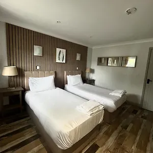  Chalet Aspen, Country Located In Pegsdon United Kingdom